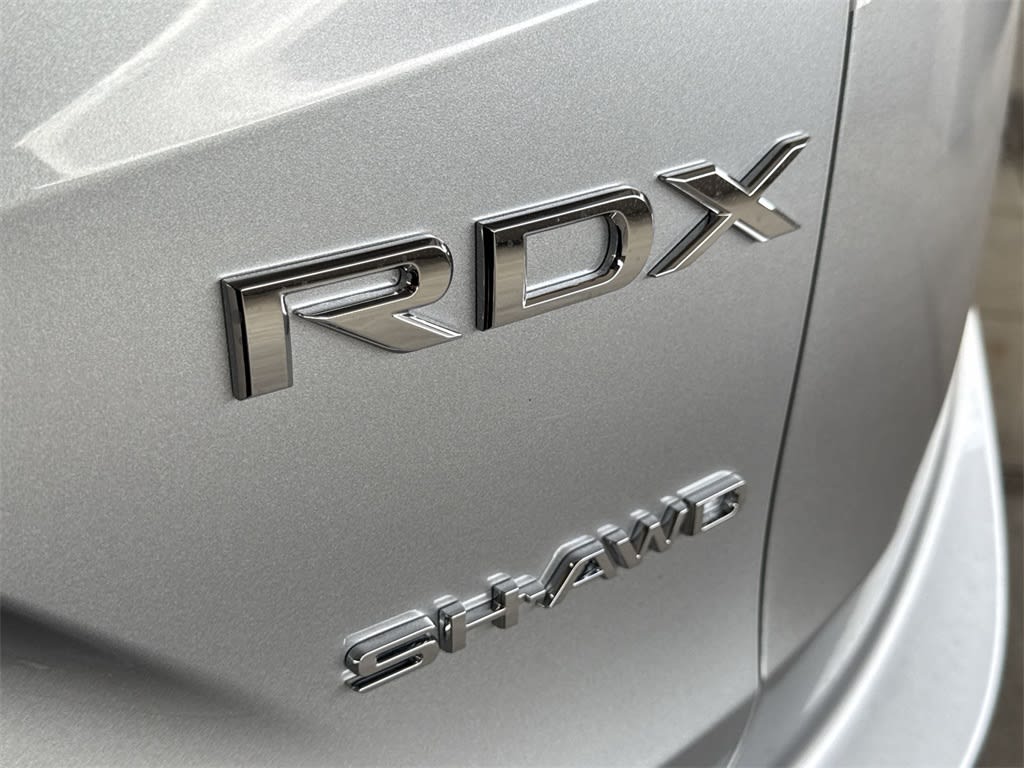 Thumbnail: 2025 Acura RDX - 7