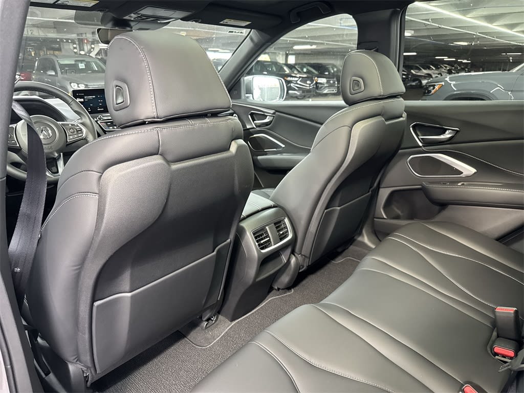 Thumbnail: 2025 Acura RDX - 28