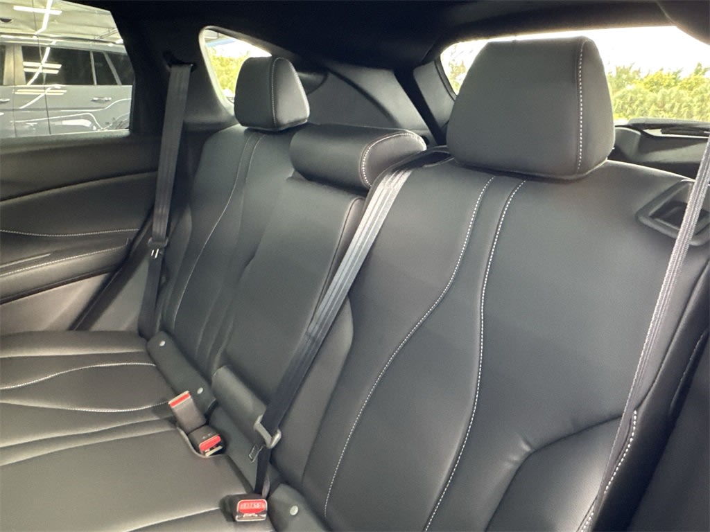 Thumbnail: 2025 Acura RDX - 12