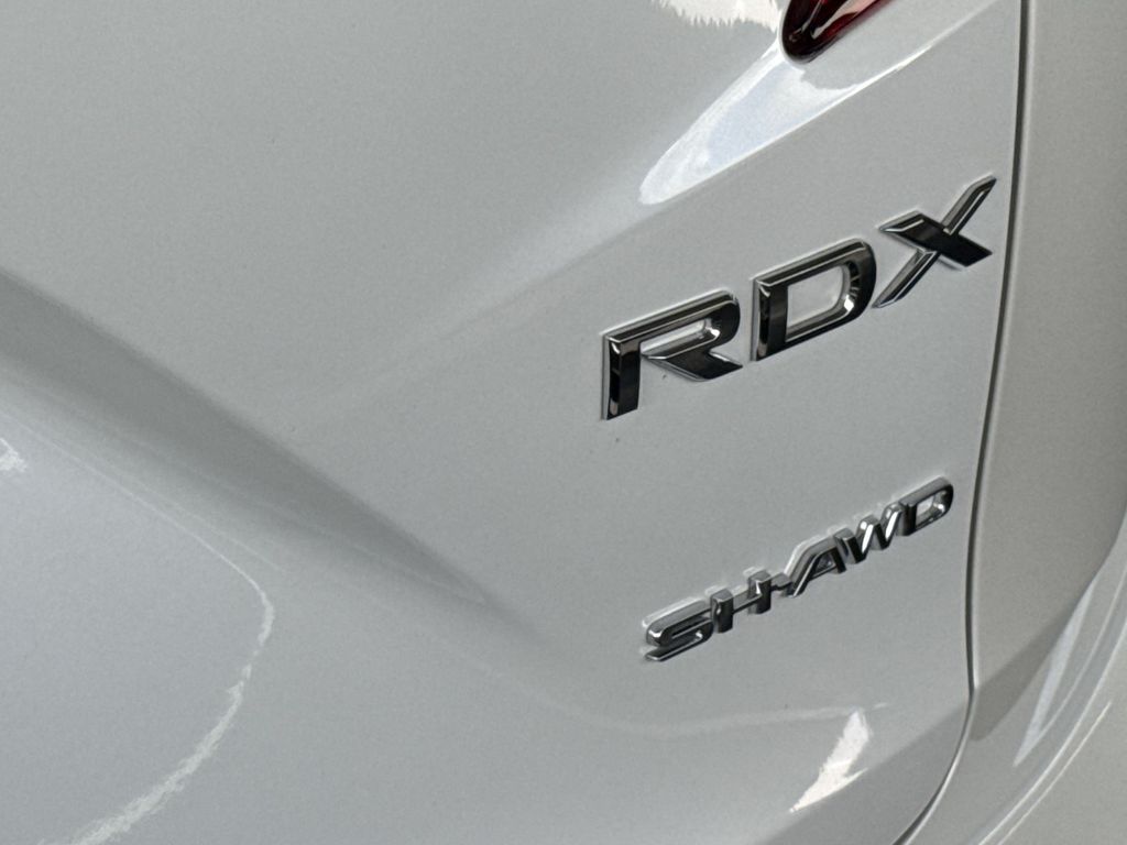 Thumbnail: 2025 Acura RDX - 7