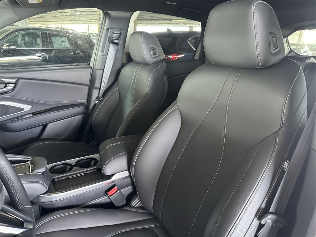 Thumbnail: 2025 Acura RDX - 11