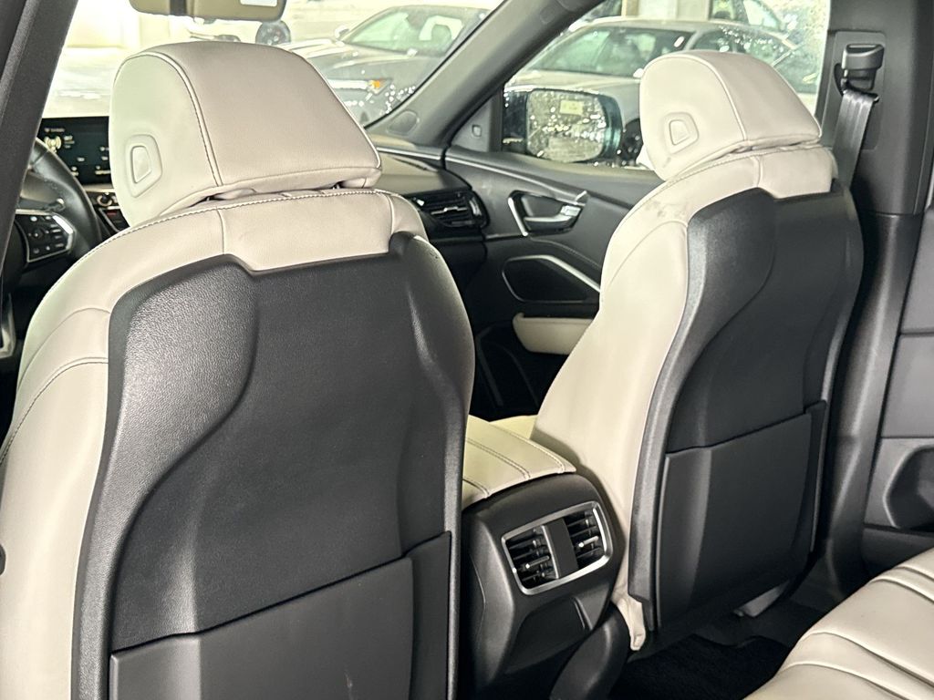 Thumbnail: 2026 Acura RDX - 27