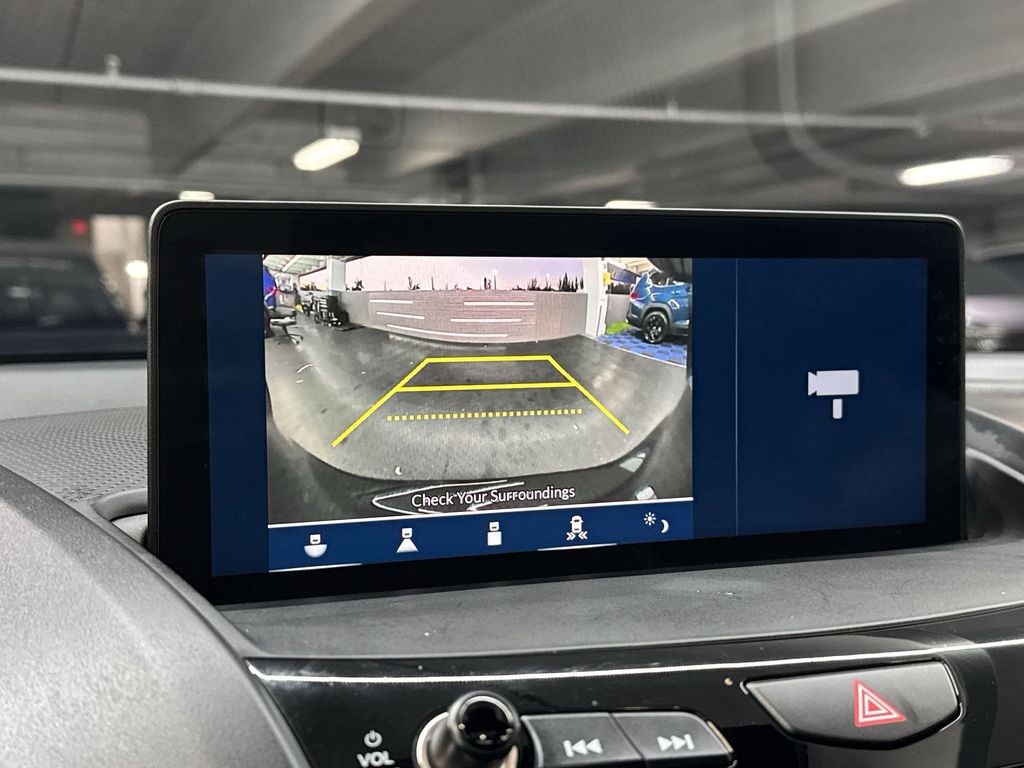 Thumbnail: 2025 Acura RDX - 26