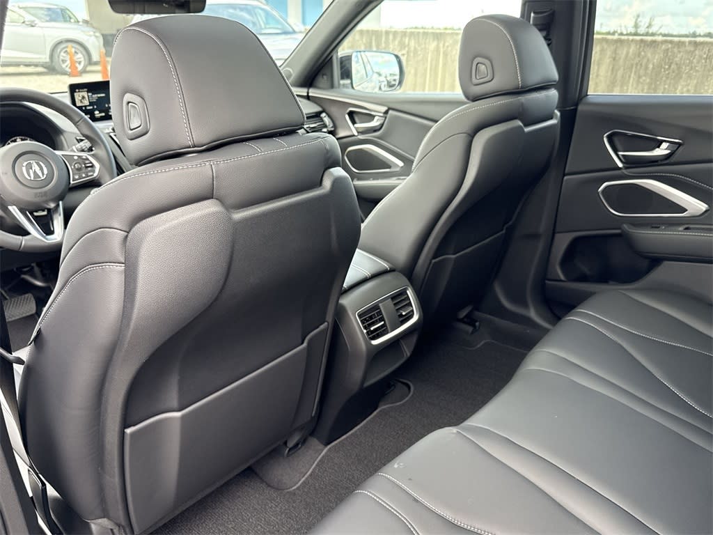 Thumbnail: 2025 Acura RDX - 28