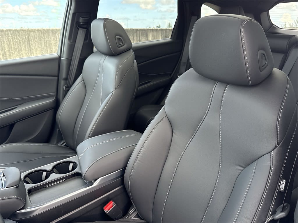 Thumbnail: 2025 Acura RDX - 11