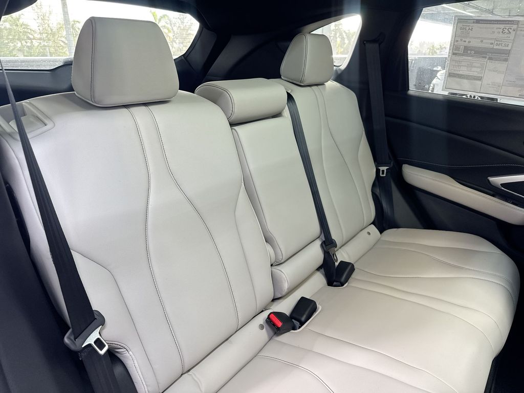 Thumbnail: 2025 Acura RDX - 29