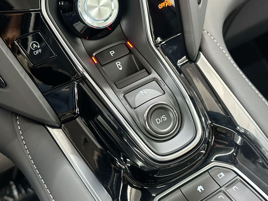 Thumbnail: 2025 Acura RDX - 16