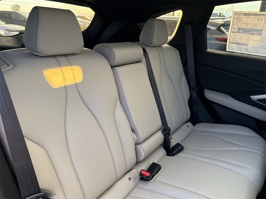 Thumbnail: 2025 Acura RDX - 28