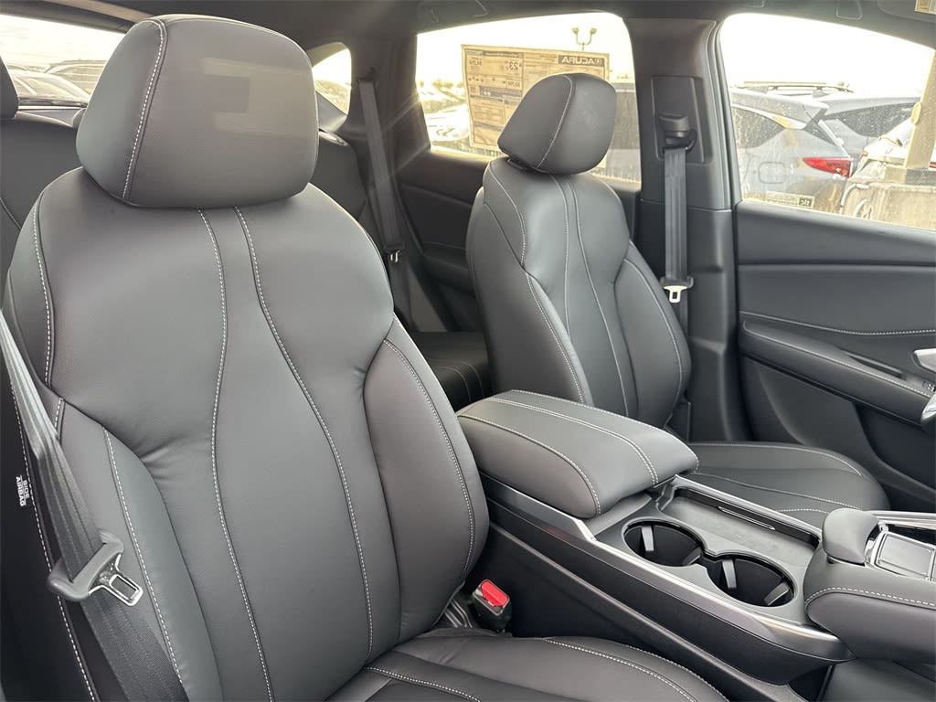 Thumbnail: 2025 Acura RDX - 12