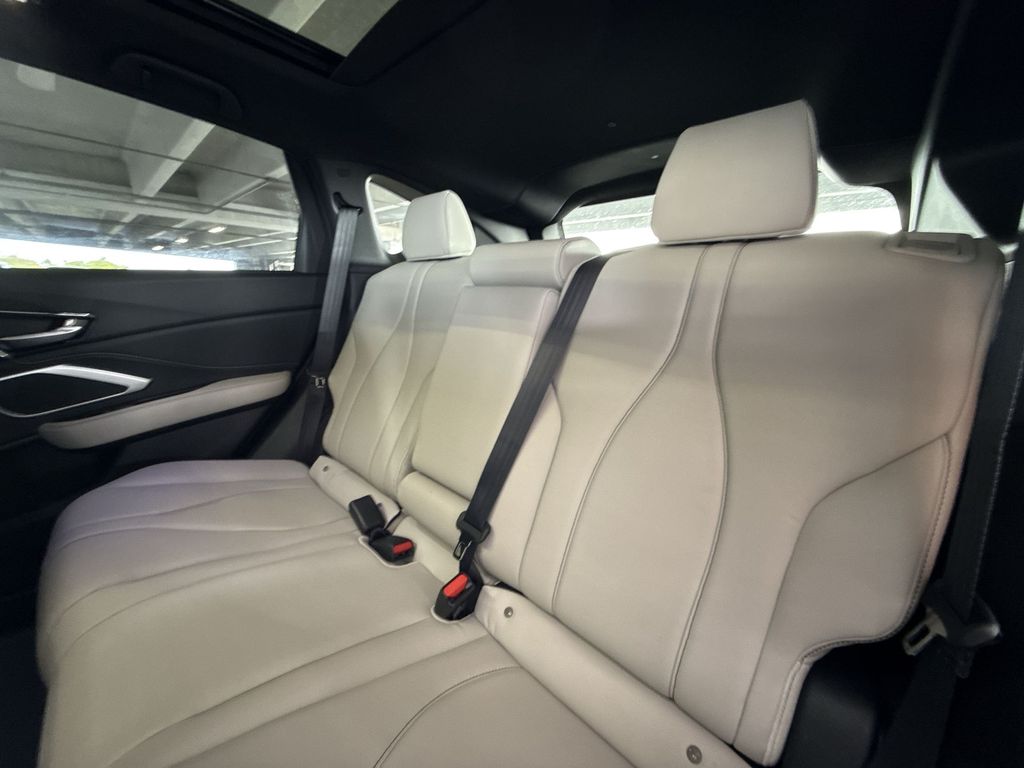 Thumbnail: 2026 Acura RDX - 13
