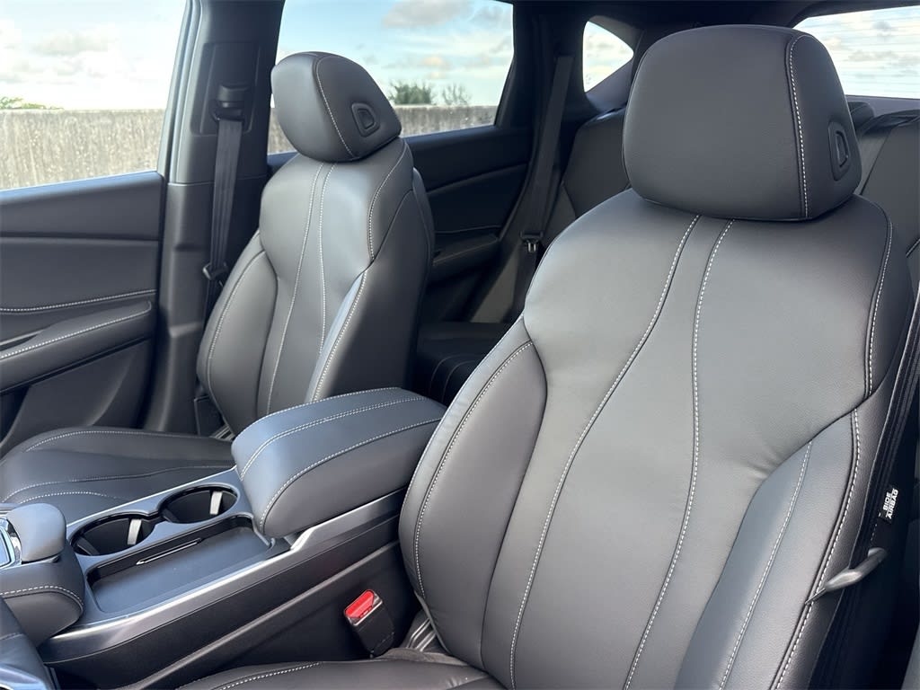 Thumbnail: 2025 Acura RDX - 11