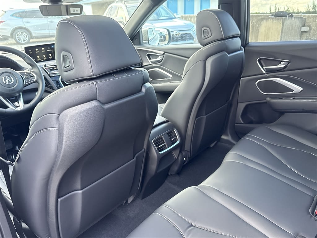 Thumbnail: 2025 Acura RDX - 27