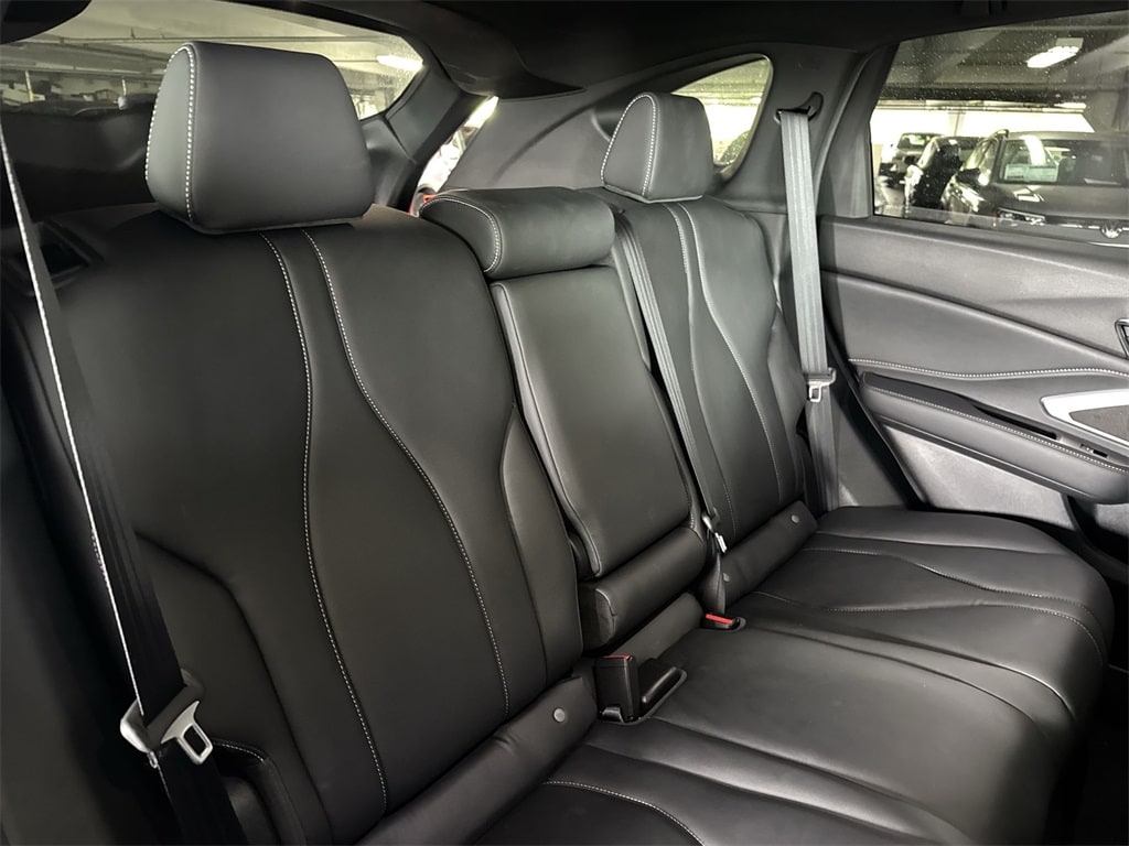 Thumbnail: 2025 Acura RDX - 29