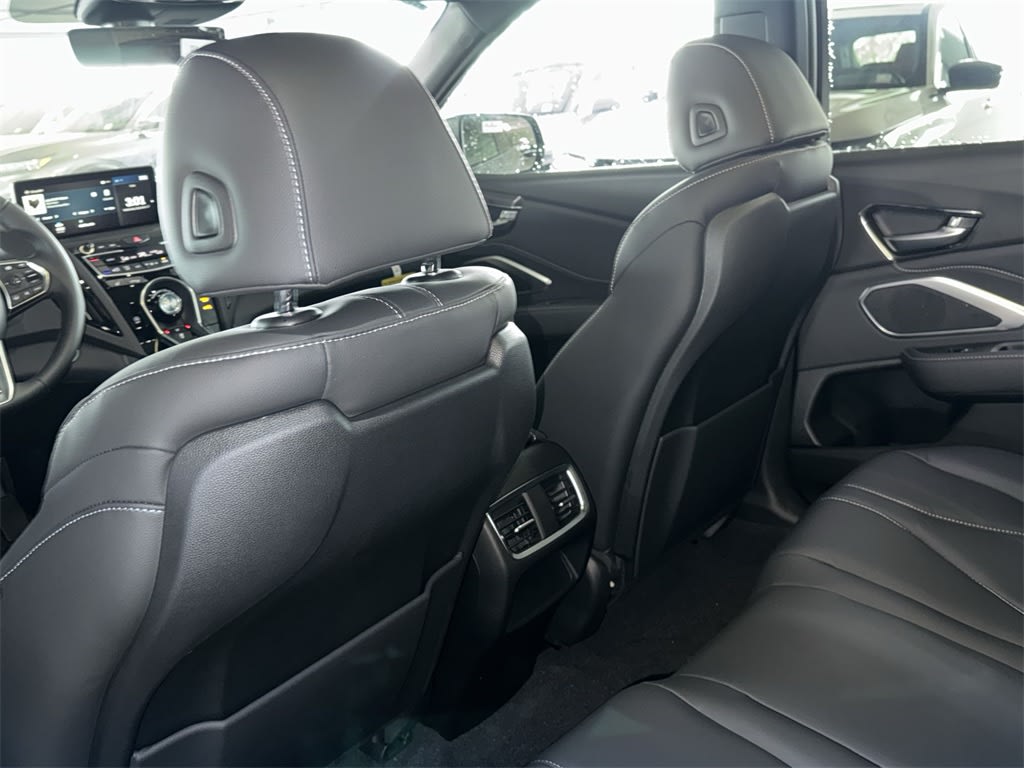 Thumbnail: 2025 Acura RDX - 28