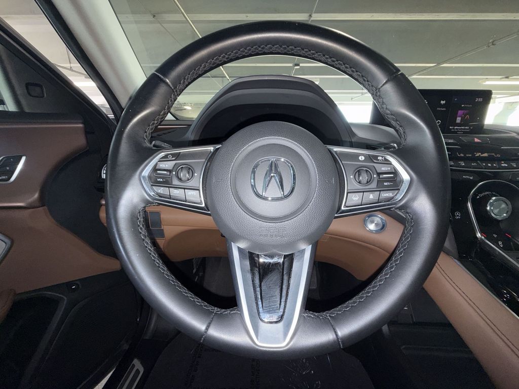 Thumbnail: 2025 Acura RDX - 10