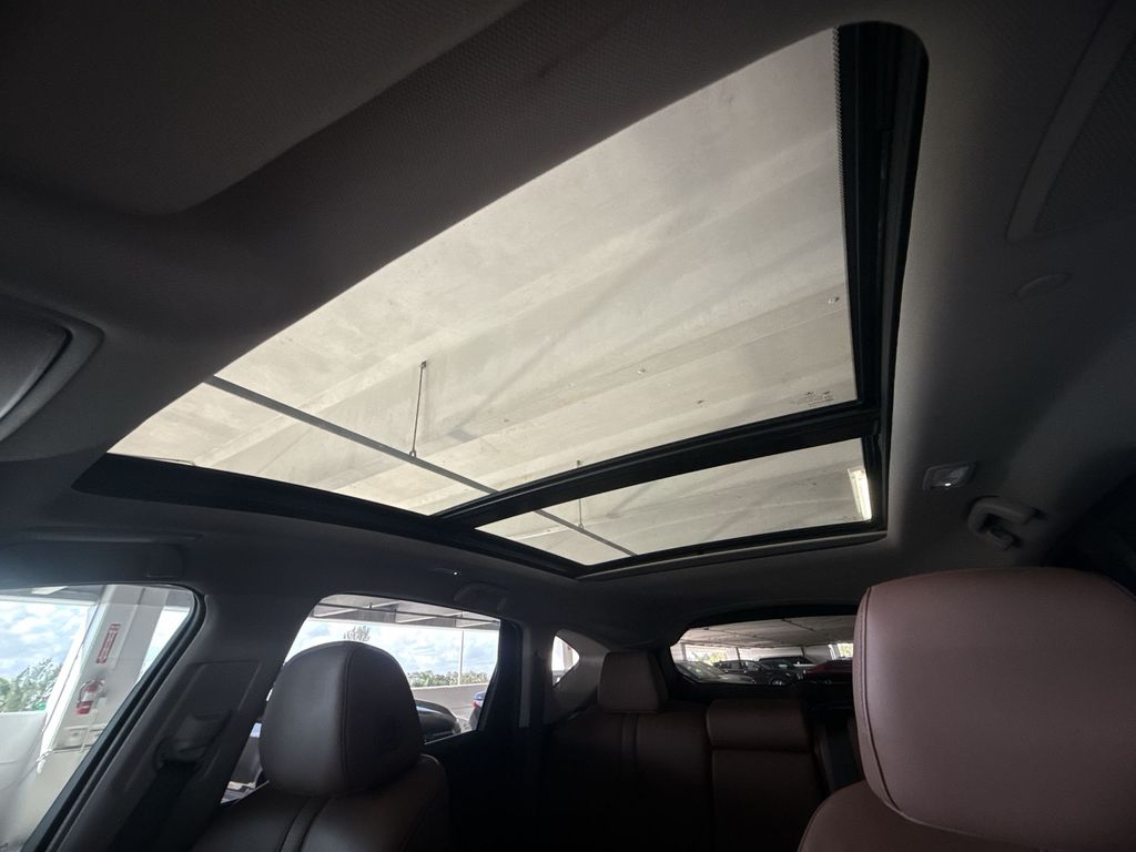 Thumbnail: 2024 Acura RDX - 25