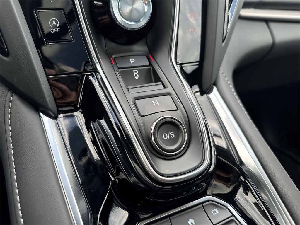 Thumbnail: 2025 Acura RDX - 16