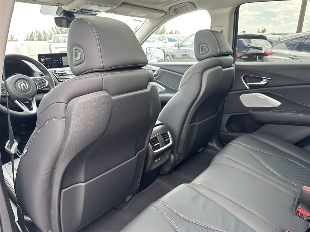 Thumbnail: 2025 Acura RDX - 27