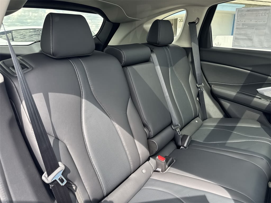 Thumbnail: 2025 Acura RDX - 28