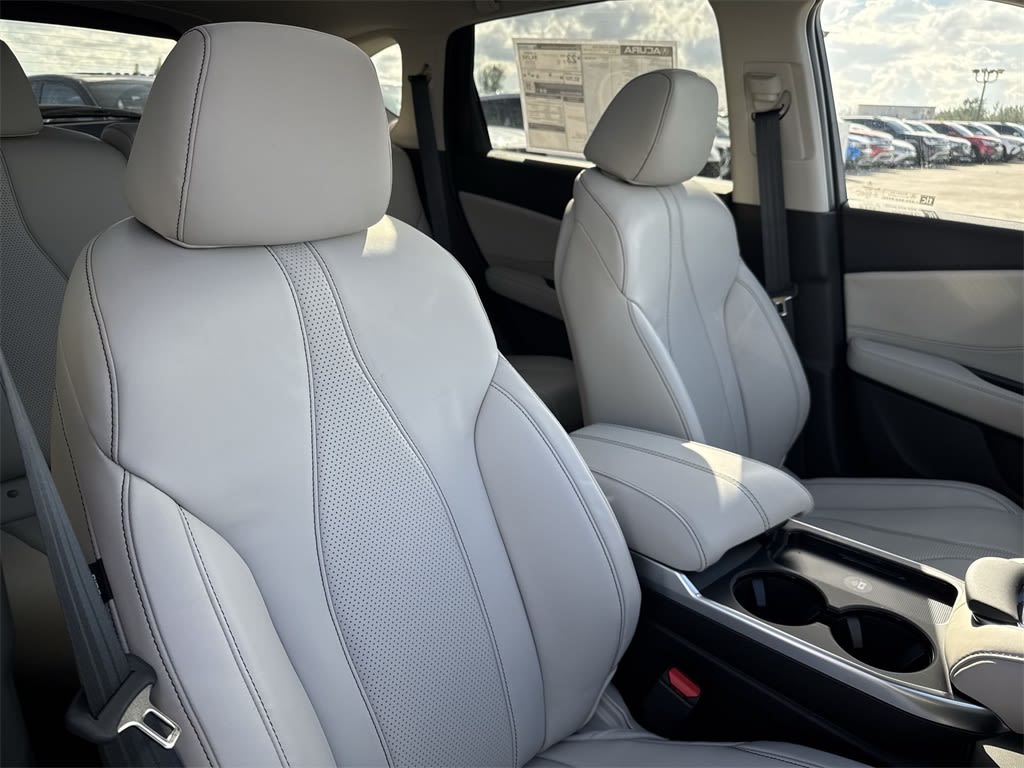 Thumbnail: 2025 Acura RDX - 12