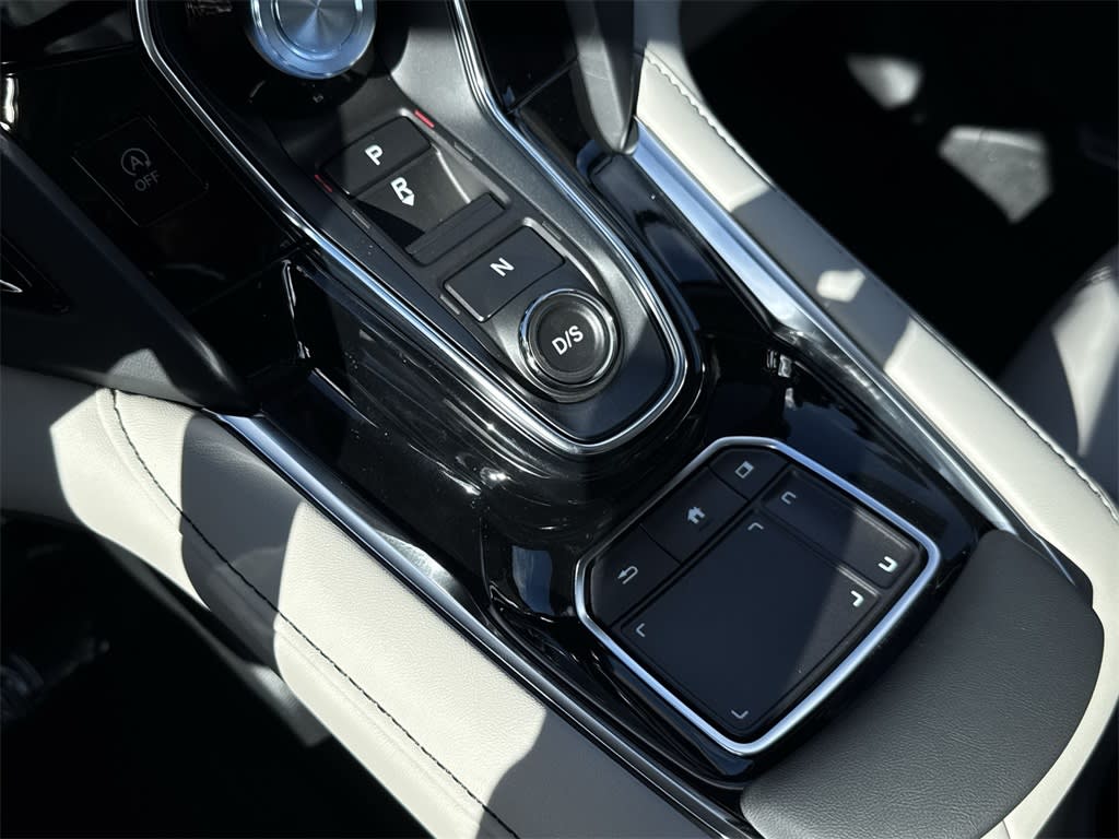 Thumbnail: 2025 Acura RDX - 16