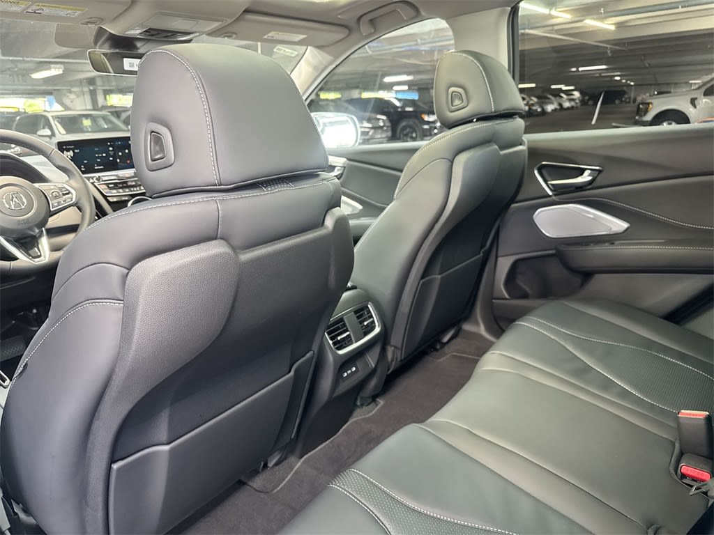 Thumbnail: 2025 Acura RDX - 28