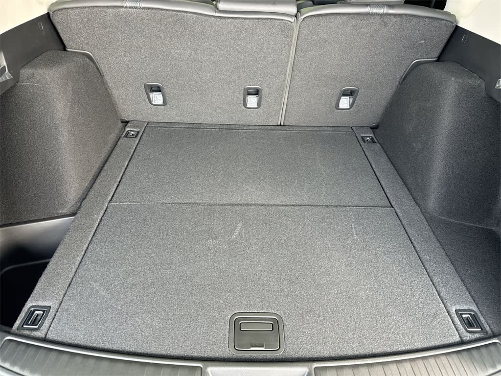 Thumbnail: 2025 Acura RDX - 18