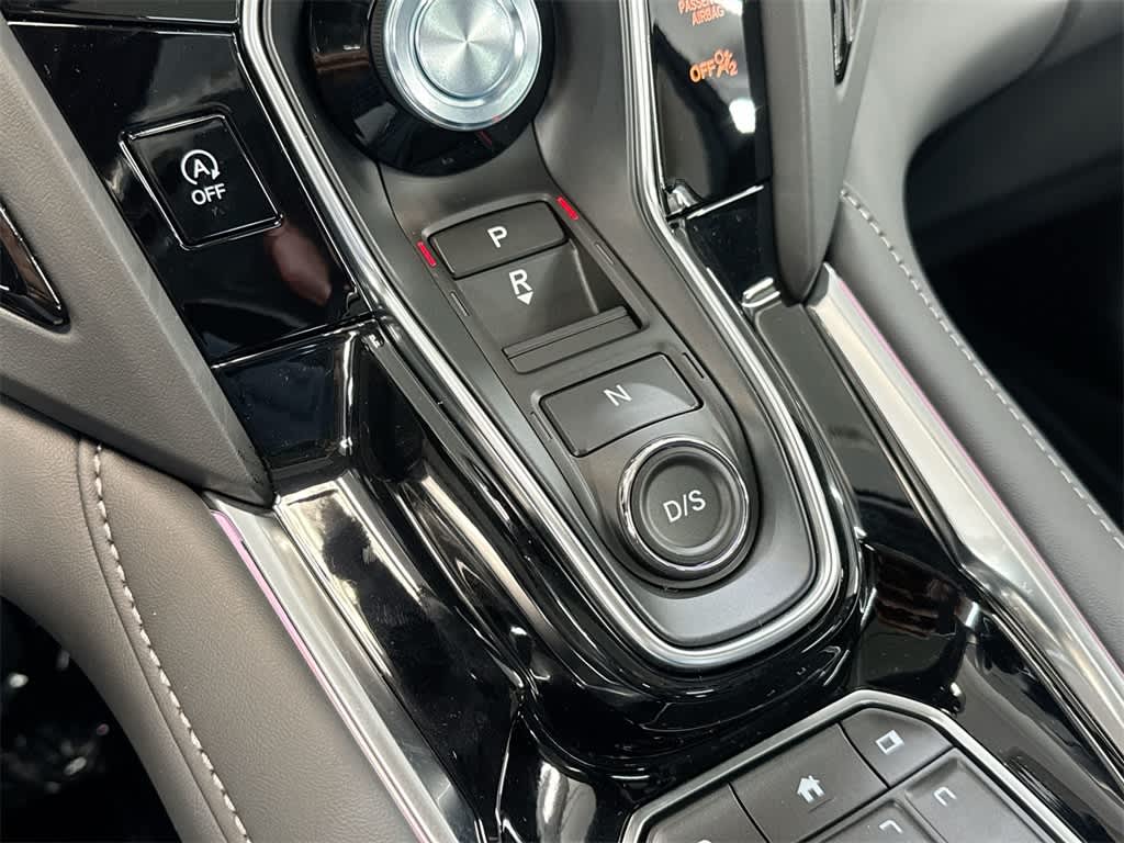 Thumbnail: 2025 Acura RDX - 16