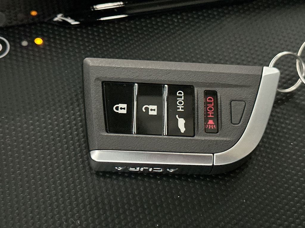 Thumbnail: 2026 Acura RDX - 18