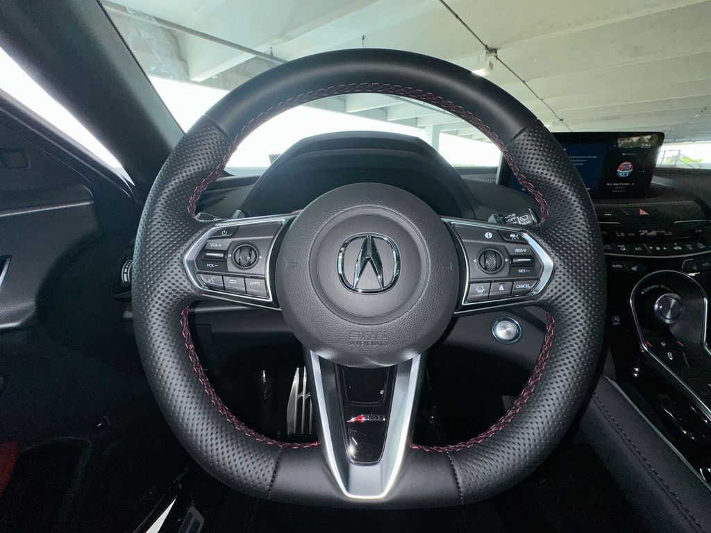 Thumbnail: 2026 Acura RDX - 10