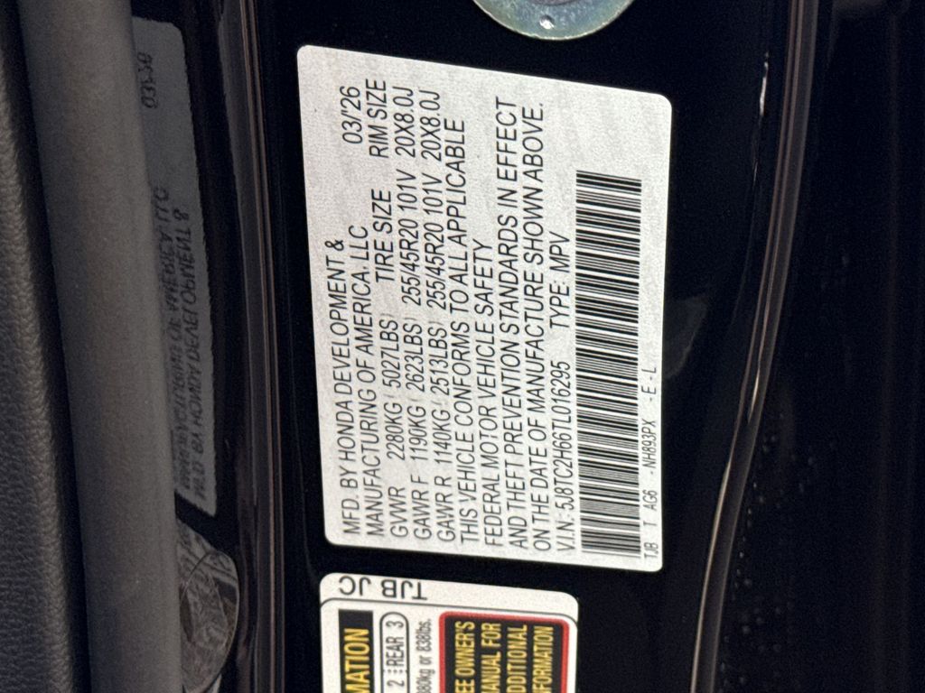 Thumbnail: 2026 Acura RDX - 18