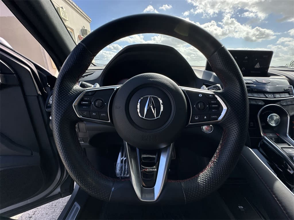 Thumbnail: 2024 Acura RDX - 10