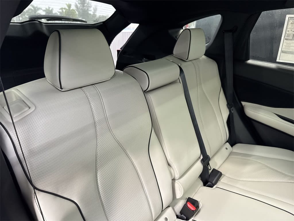 2025 Acura RDX Advance 33