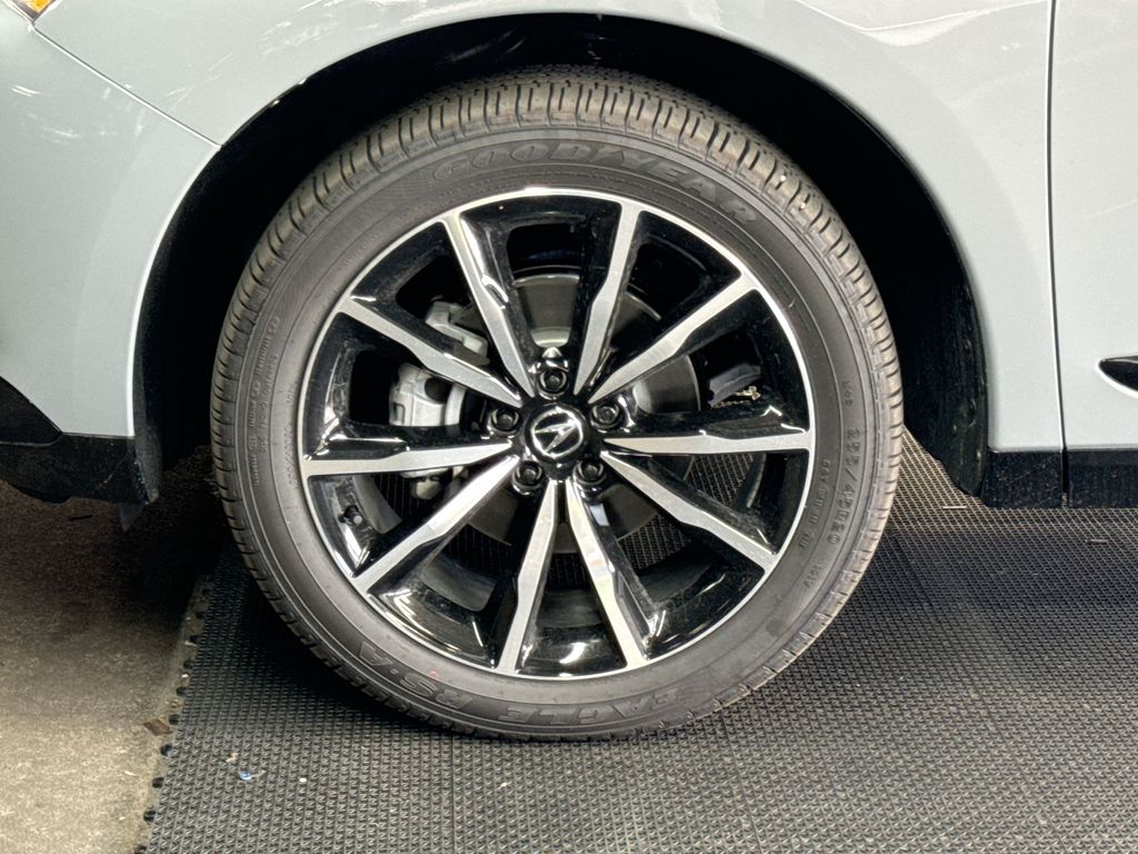 Thumbnail: 2026 Acura RDX - 8