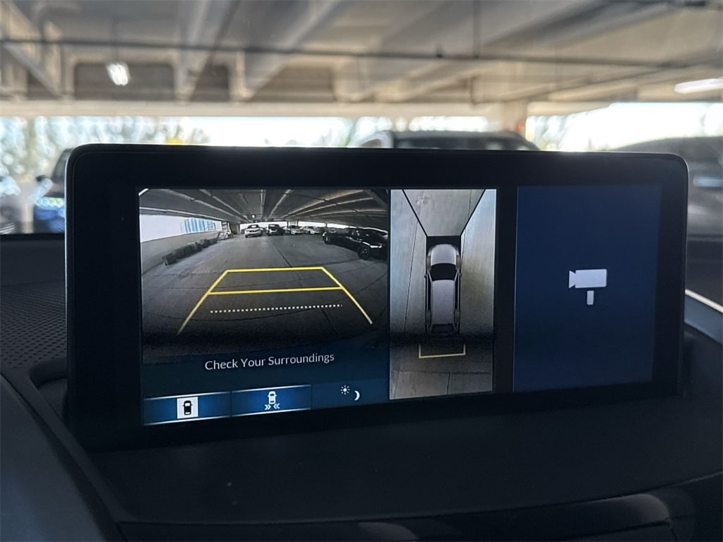 Thumbnail: 2025 Acura RDX - 26