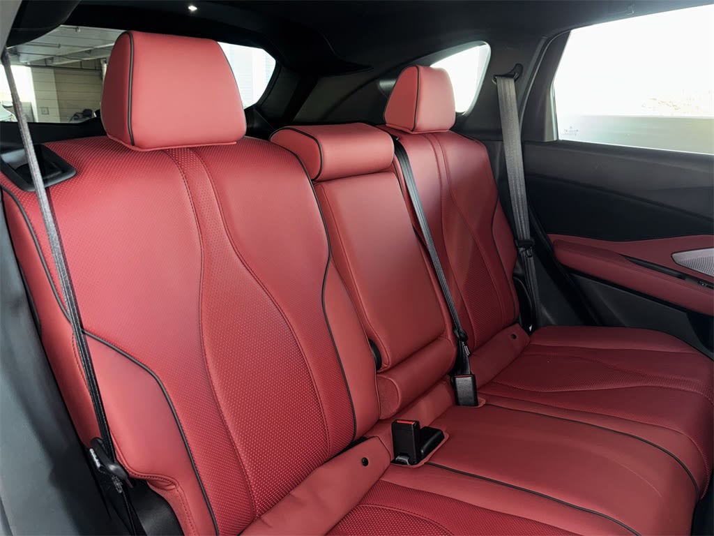 Thumbnail: 2025 Acura RDX - 29