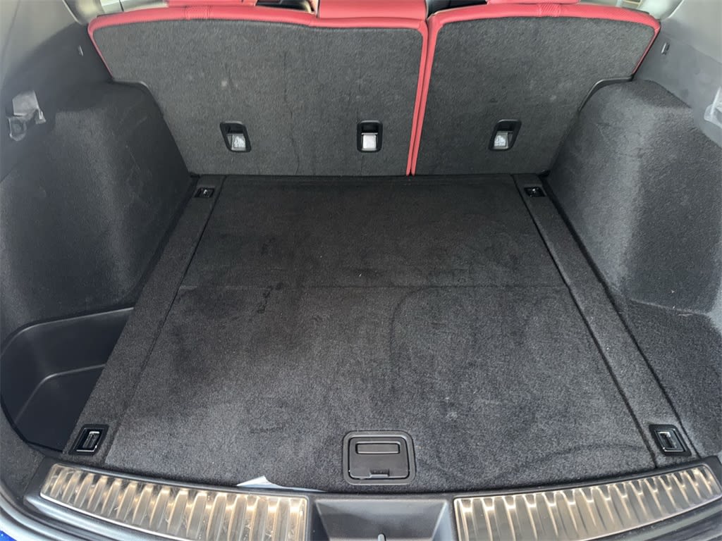 Thumbnail: 2025 Acura RDX - 18