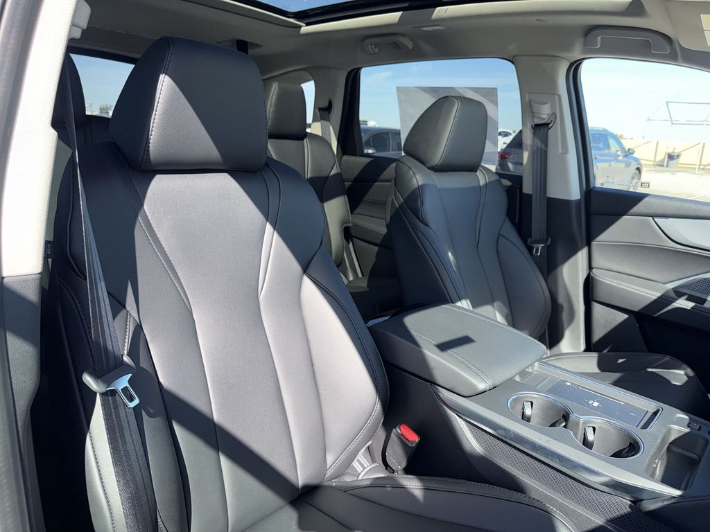 Thumbnail: 2026 Acura MDX - 12