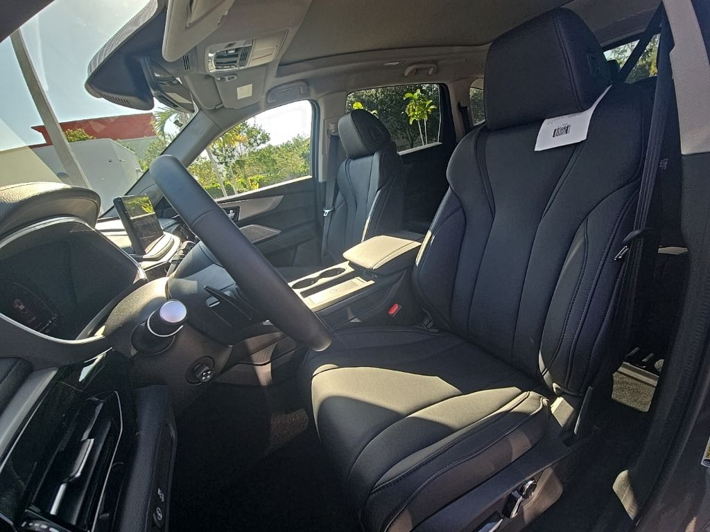 Thumbnail: 2026 Acura MDX - 11