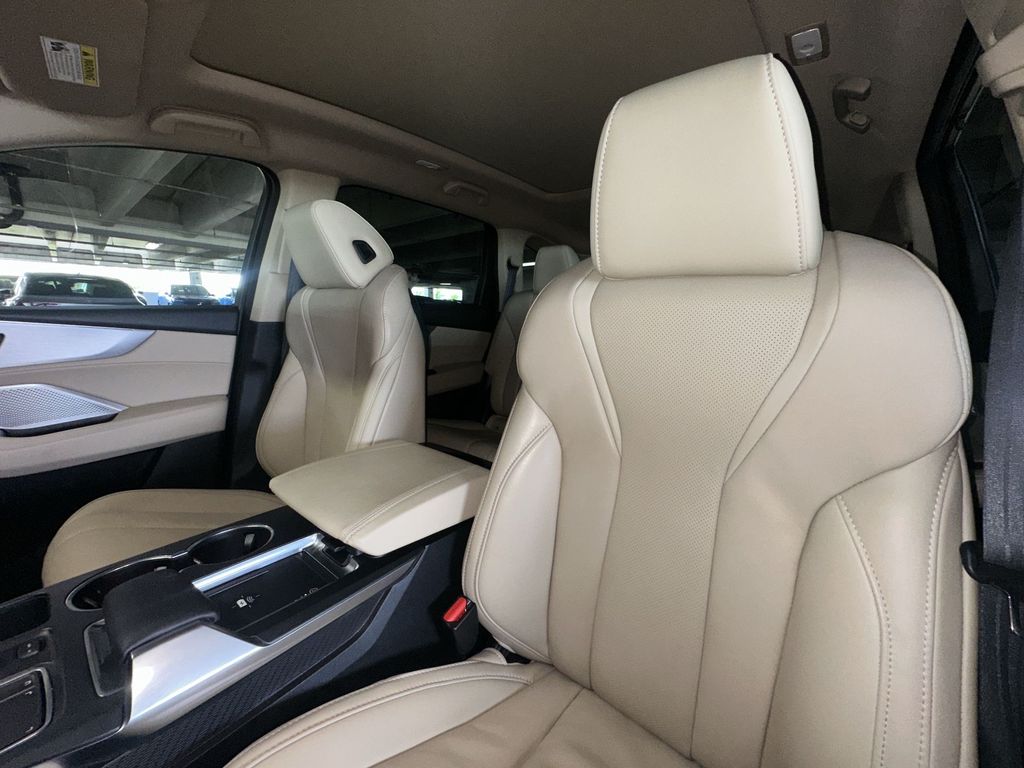 Thumbnail: 2024 Acura MDX - 26