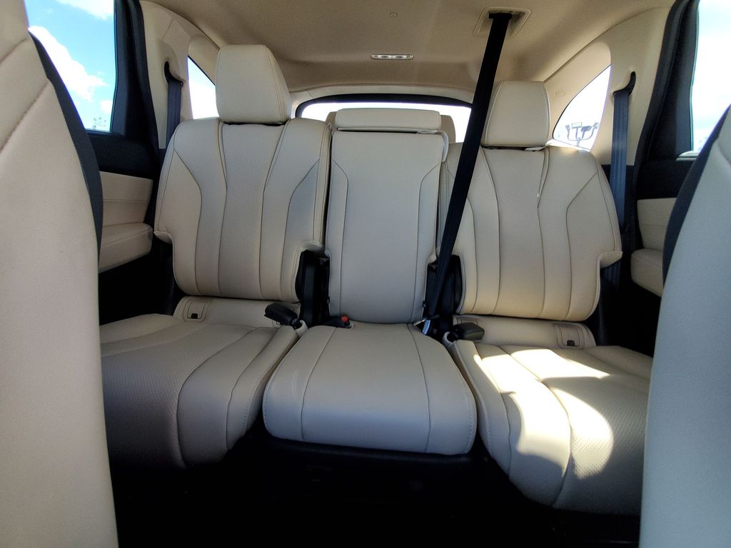 Thumbnail: 2024 Acura MDX - 24