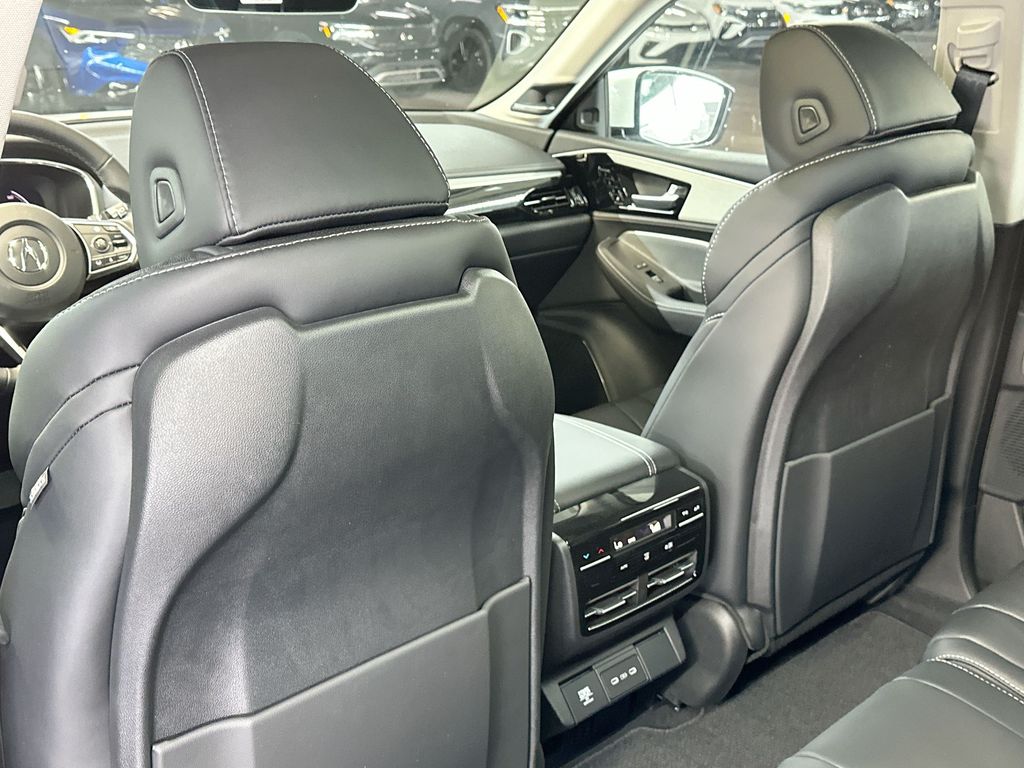 Thumbnail: 2026 Acura MDX - 12