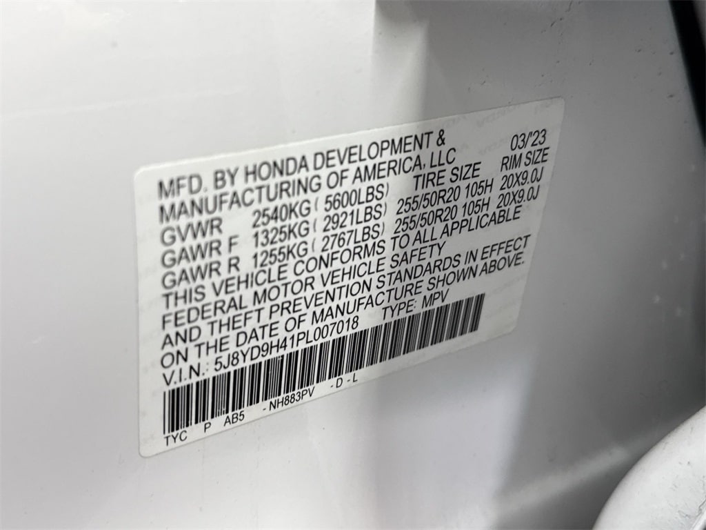 Thumbnail: 2023 Acura MDX - 20