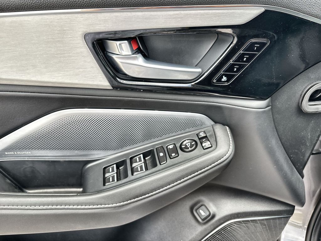 Thumbnail: 2026 Acura MDX - 23
