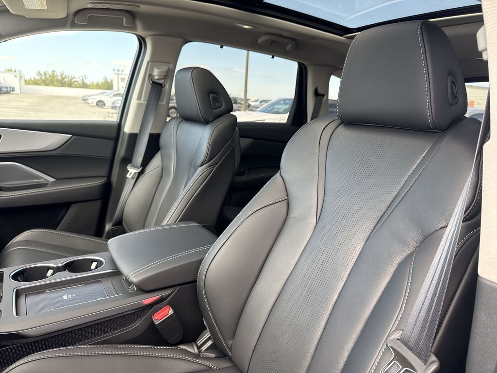 Thumbnail: 2026 Acura MDX - 11