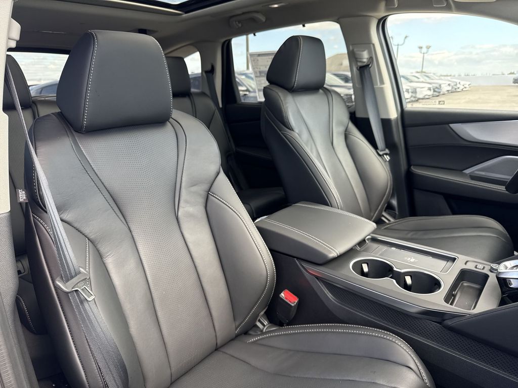 Thumbnail: 2026 Acura MDX - 12