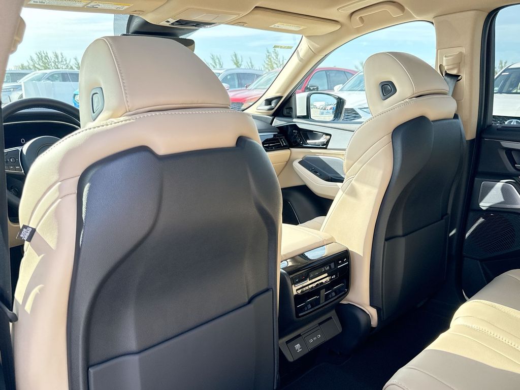 Thumbnail: 2026 Acura MDX - 12