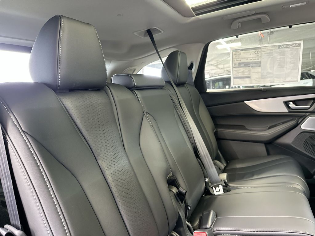 Thumbnail: 2026 Acura MDX - 29