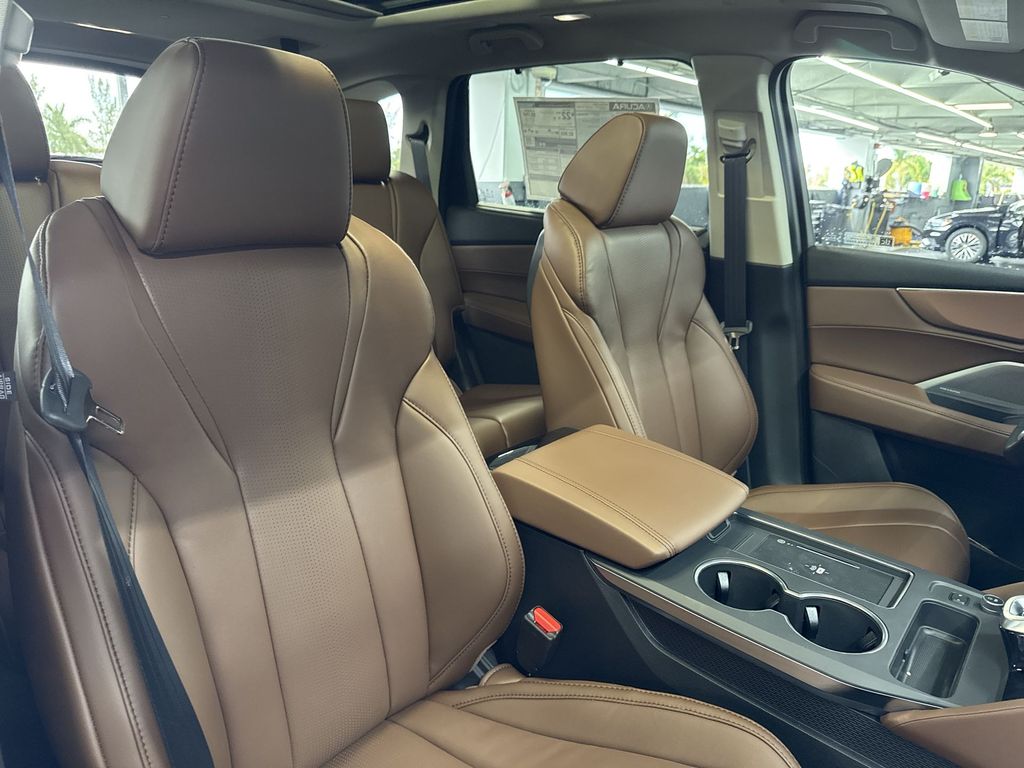 Thumbnail: 2026 Acura MDX - 12