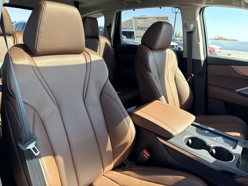 Thumbnail: 2026 Acura MDX - 12